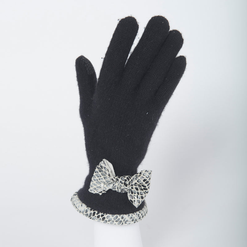 Touch Screen with Leather Ribbon