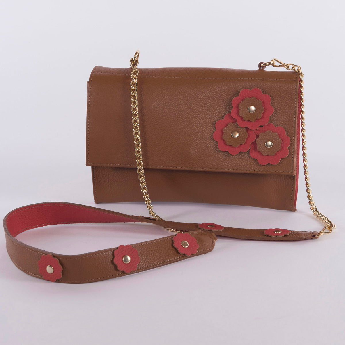Daisy Clutch