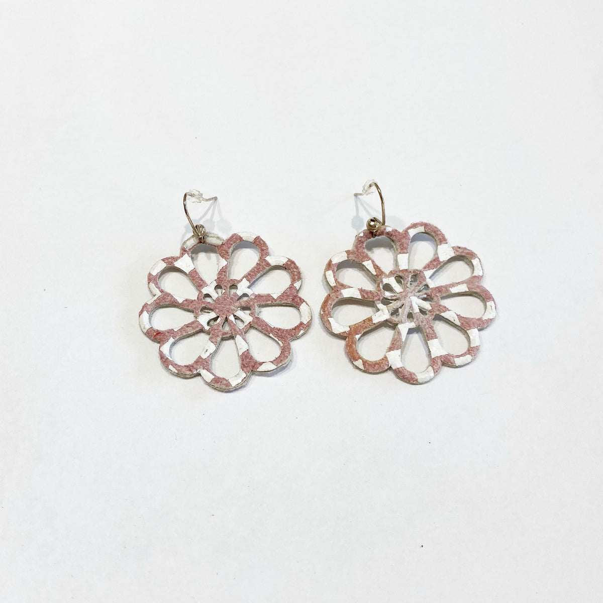 Day's Eye Flower Earrings