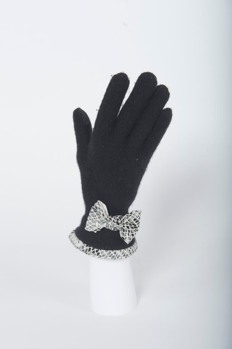 Touch Screen with Leather Ribbon