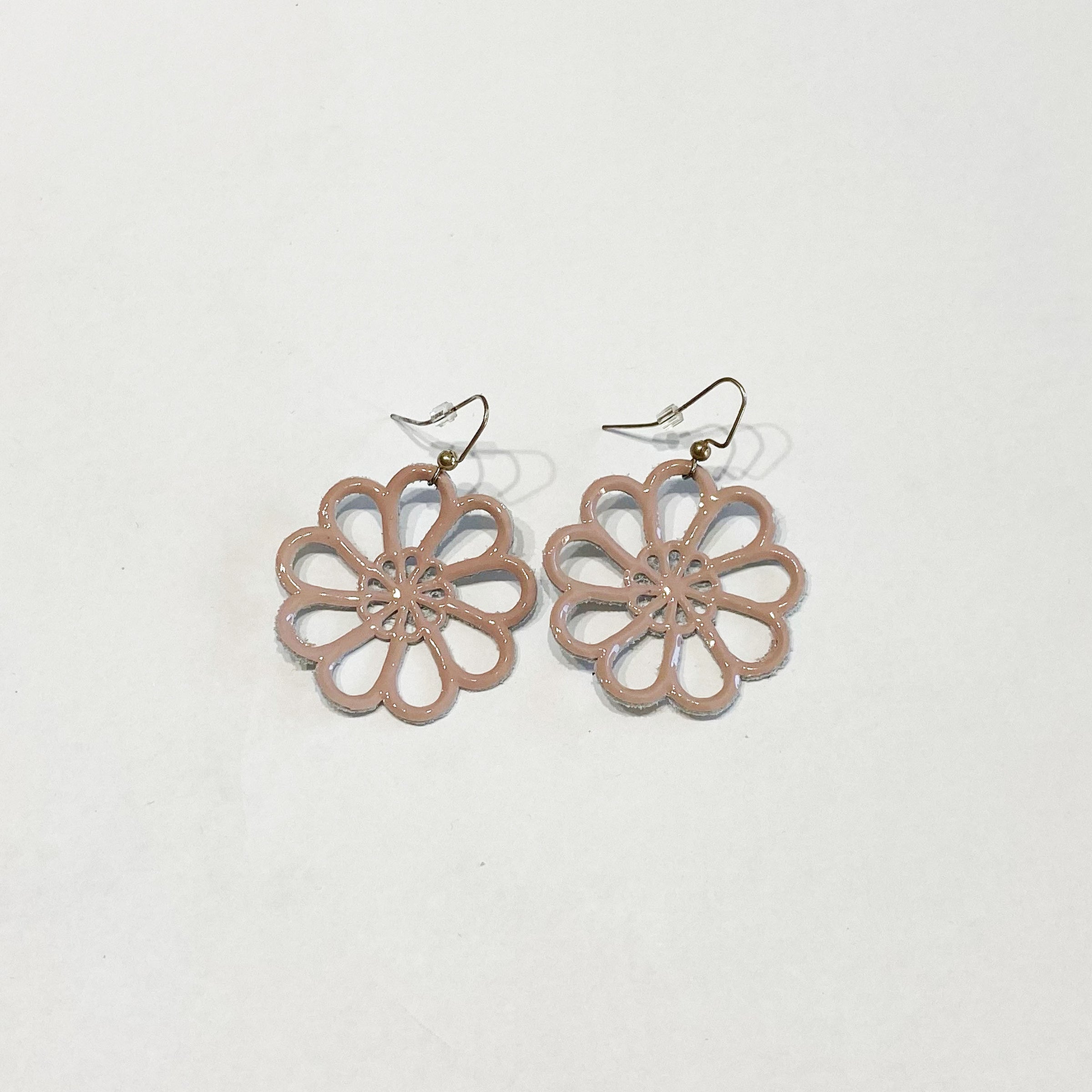 Day's Eye Flower Earrings