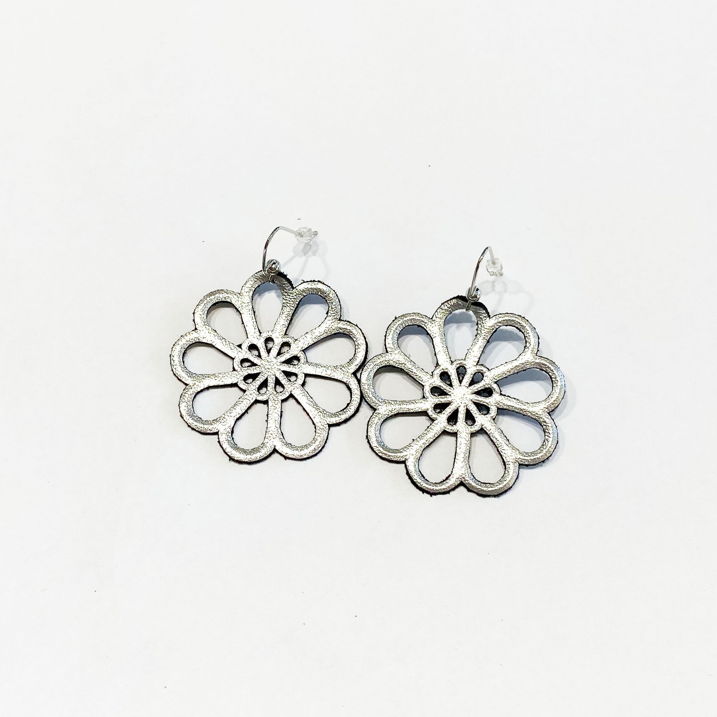 Day's Eye Flower Earrings