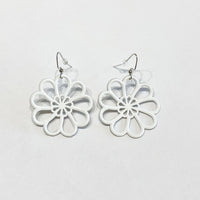 Day's Eye Flower Earrings