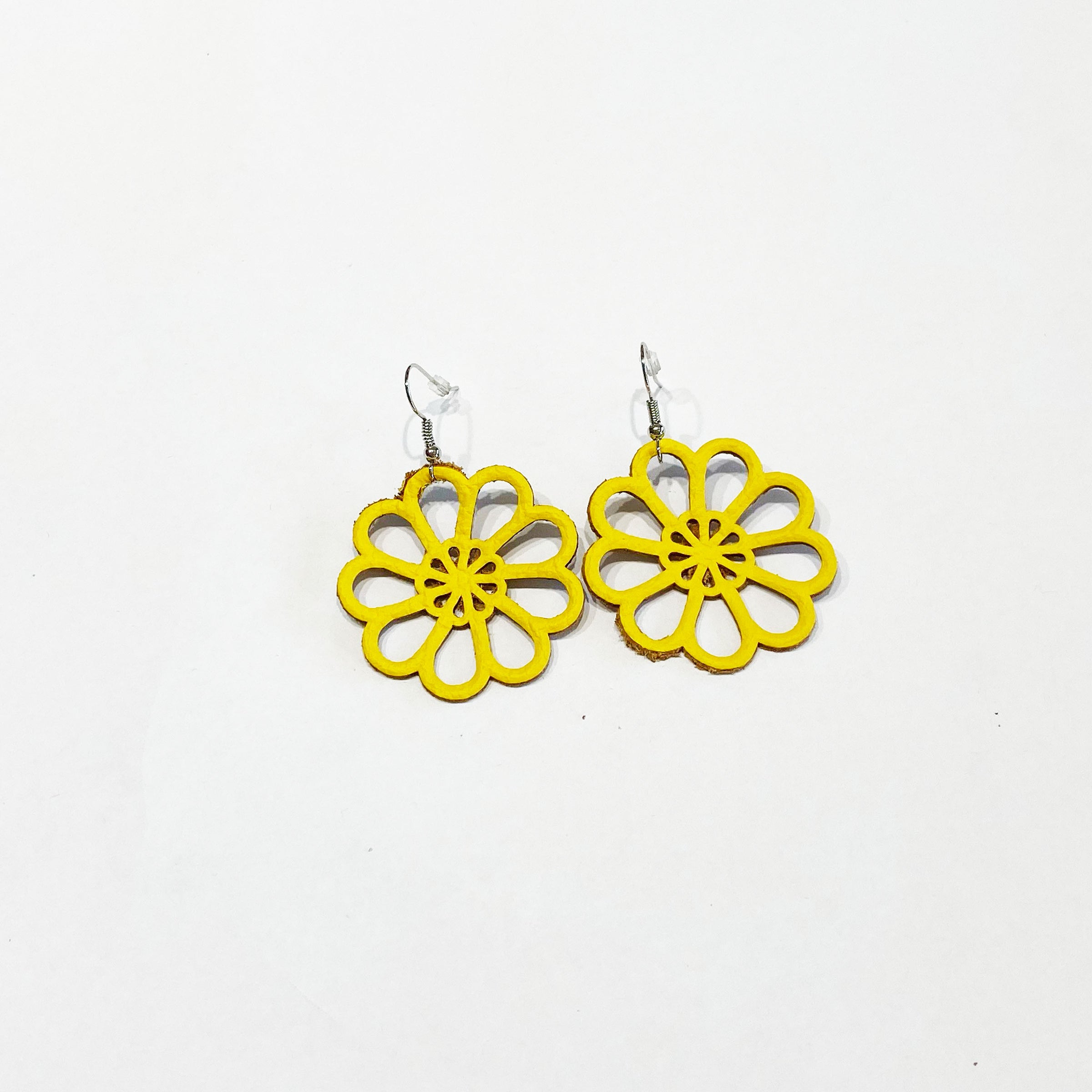 Day's Eye Flower Earrings